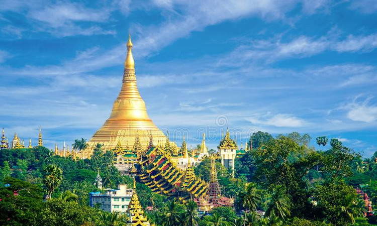 Shwedagon Pagoda – Golden Pagoda in Yangon