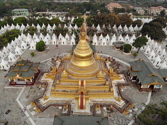 Kuthodaw Pagoda – 729 beautiful Inscribed marble slabs